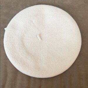 United Colors Of Benetton Cream Beret